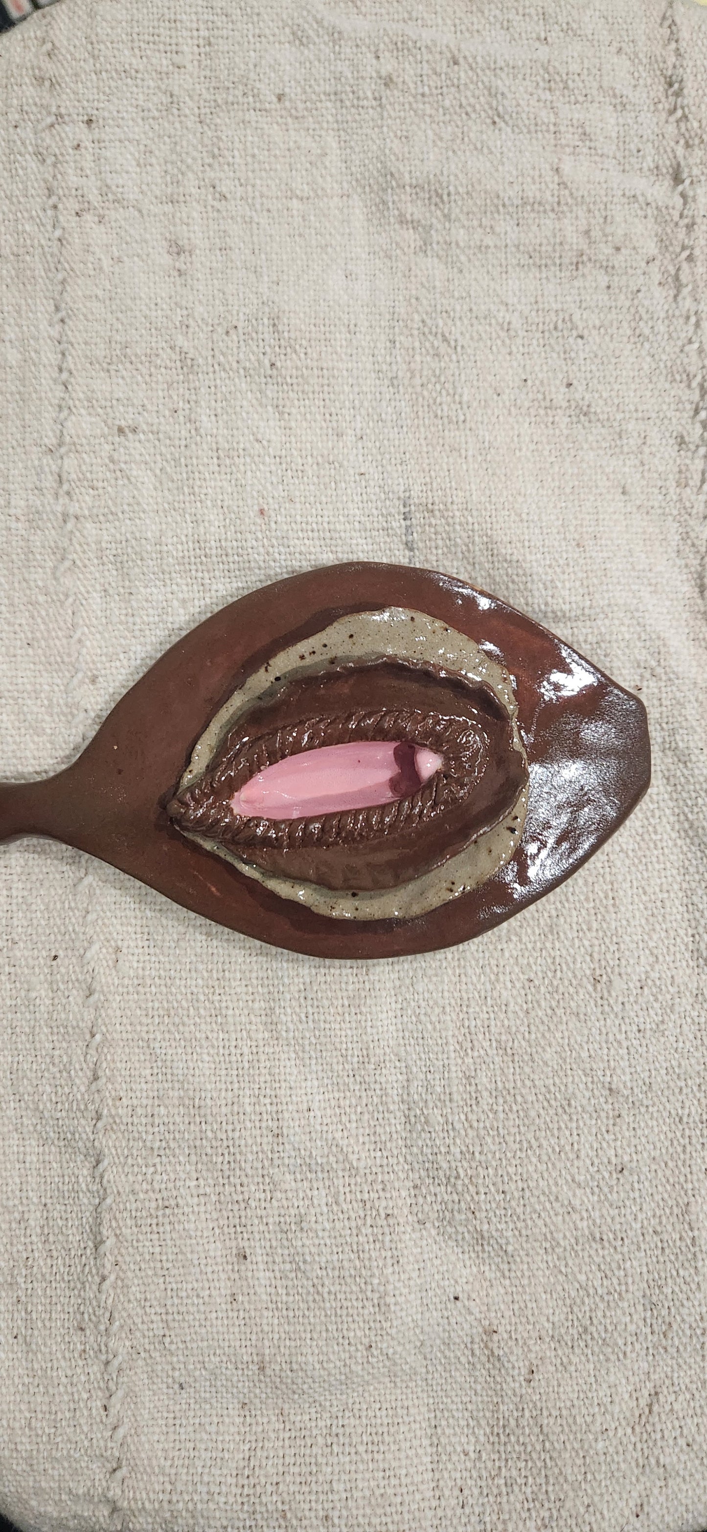 Pussy Pipe Flat Brown - Pipe