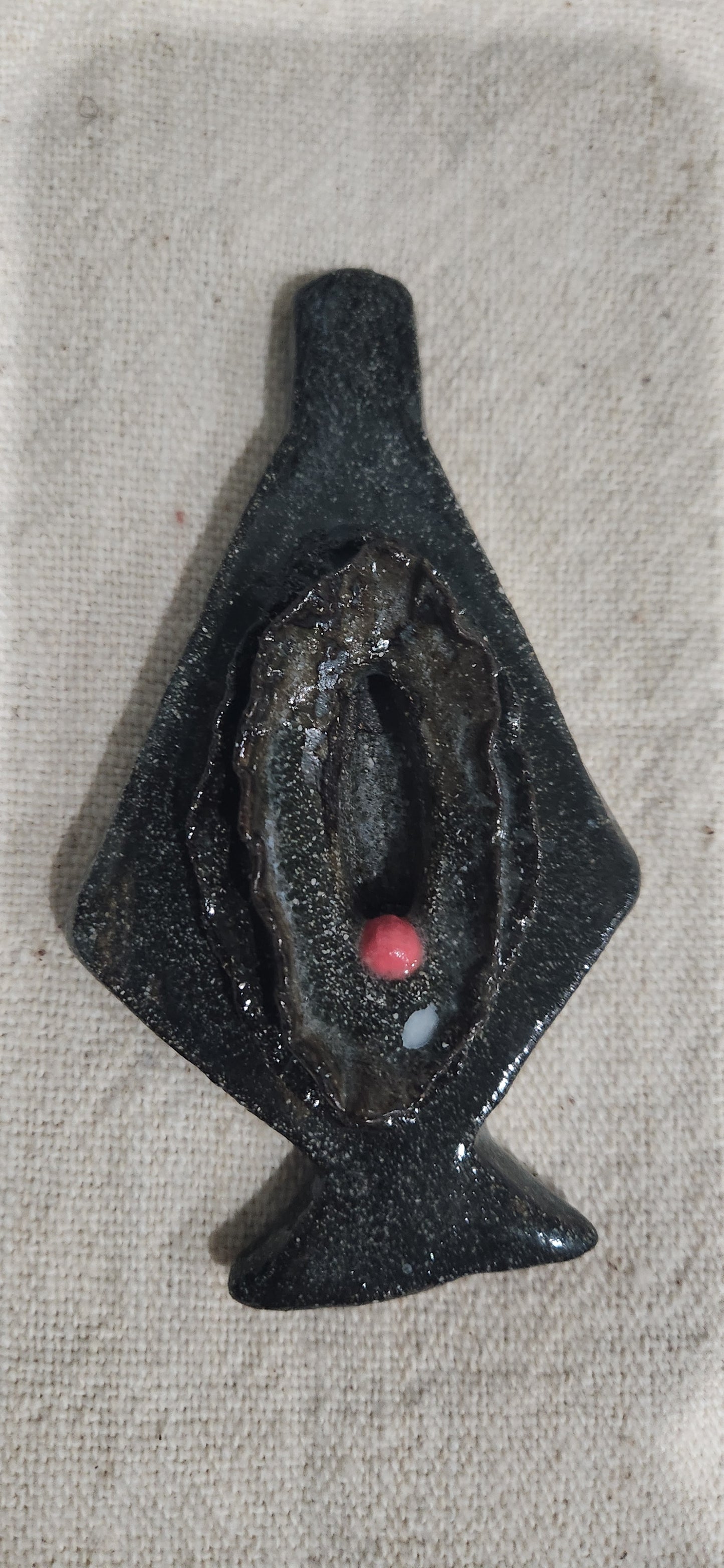 Pussy Pipe Blk Clay - Pipe