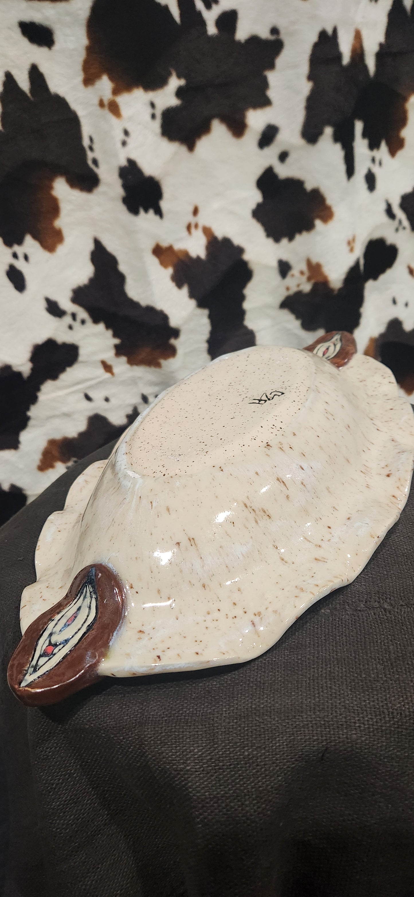 Pussy Bowl Oval Speckled Wt - Bowl