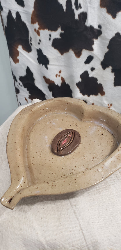 Vulva Heart - Tray