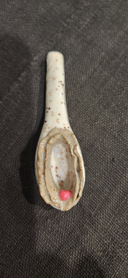 Pussy Pipe Round Speckled Wt - Pipe