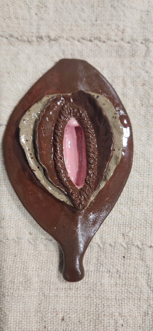 Pussy Pipe Flat Brown - Pipe