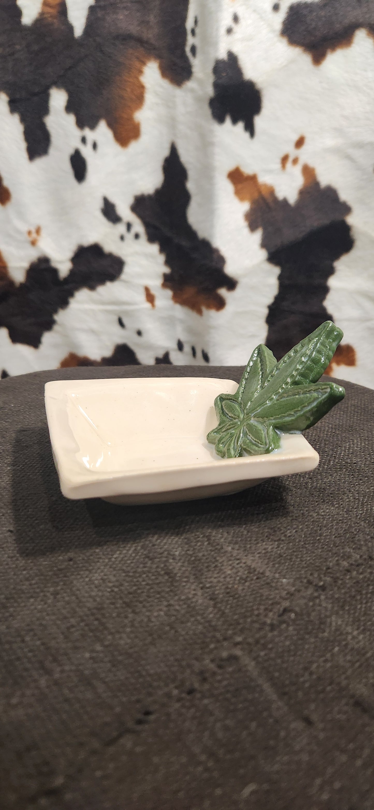 Leaf Solid Square - Tray