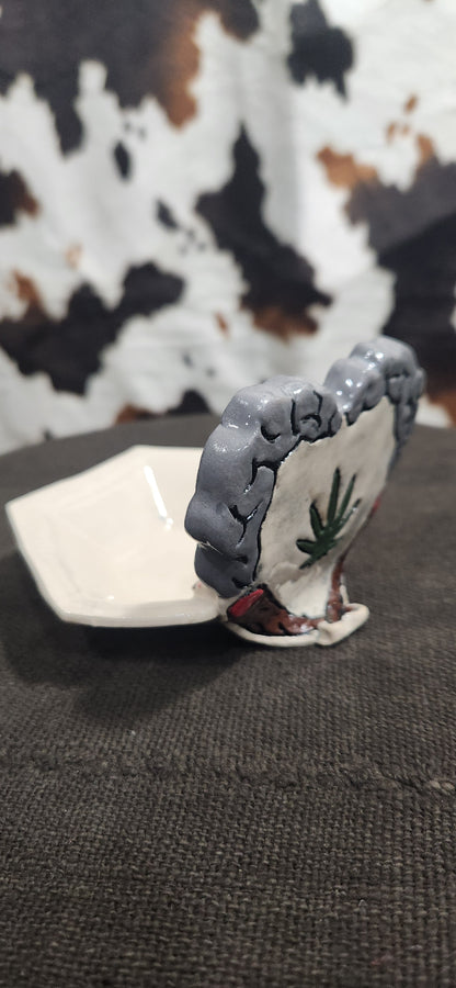 Lit Spliff w Duo Smoke Hex - Tray