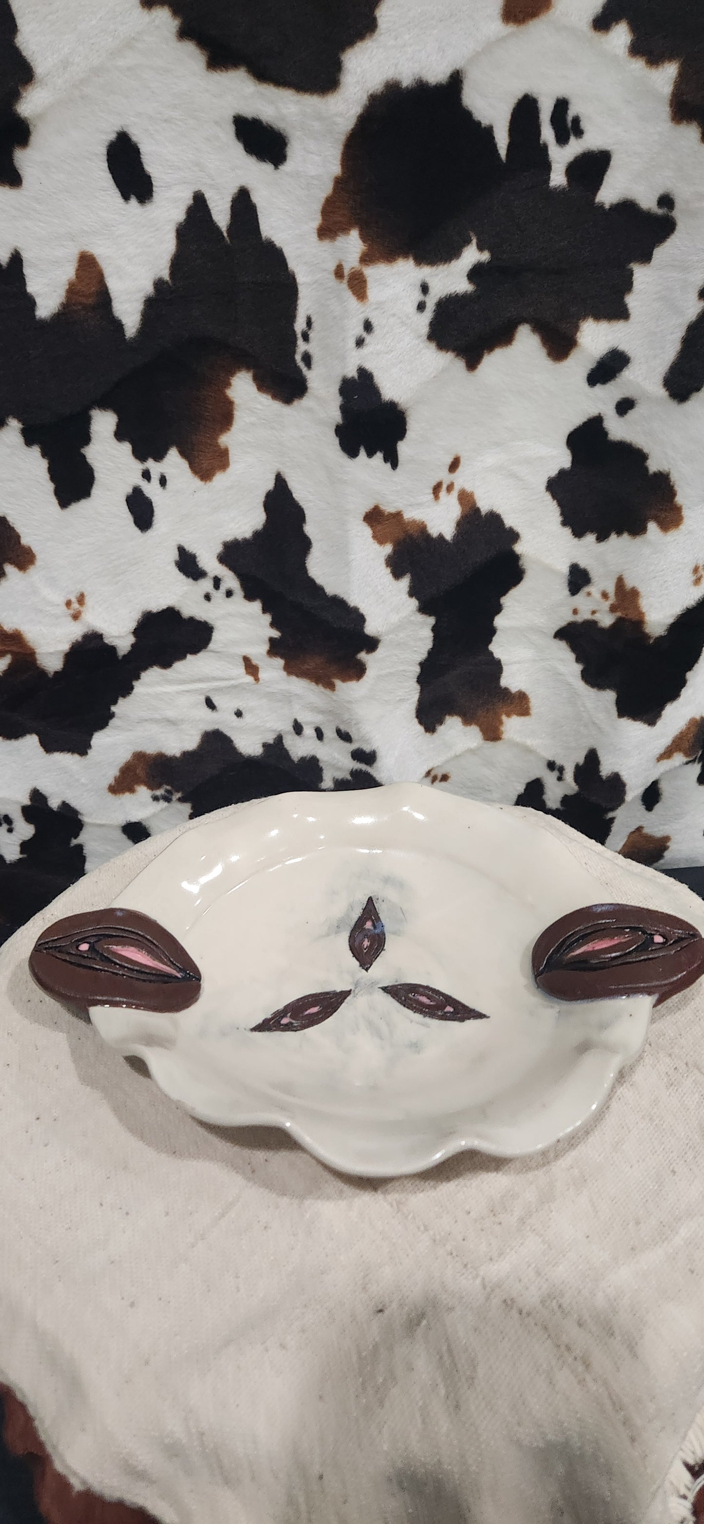 Vulva Bowl w Handles Round - Bowl