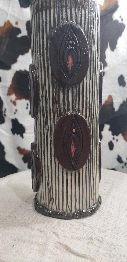 Vulvas Galore Tower - Vase