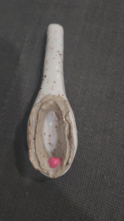 Pussy Pipe Round Speckled Wt - Pipe