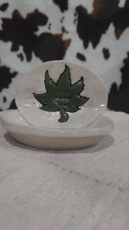Faded Leaf Oval - Mini Tray